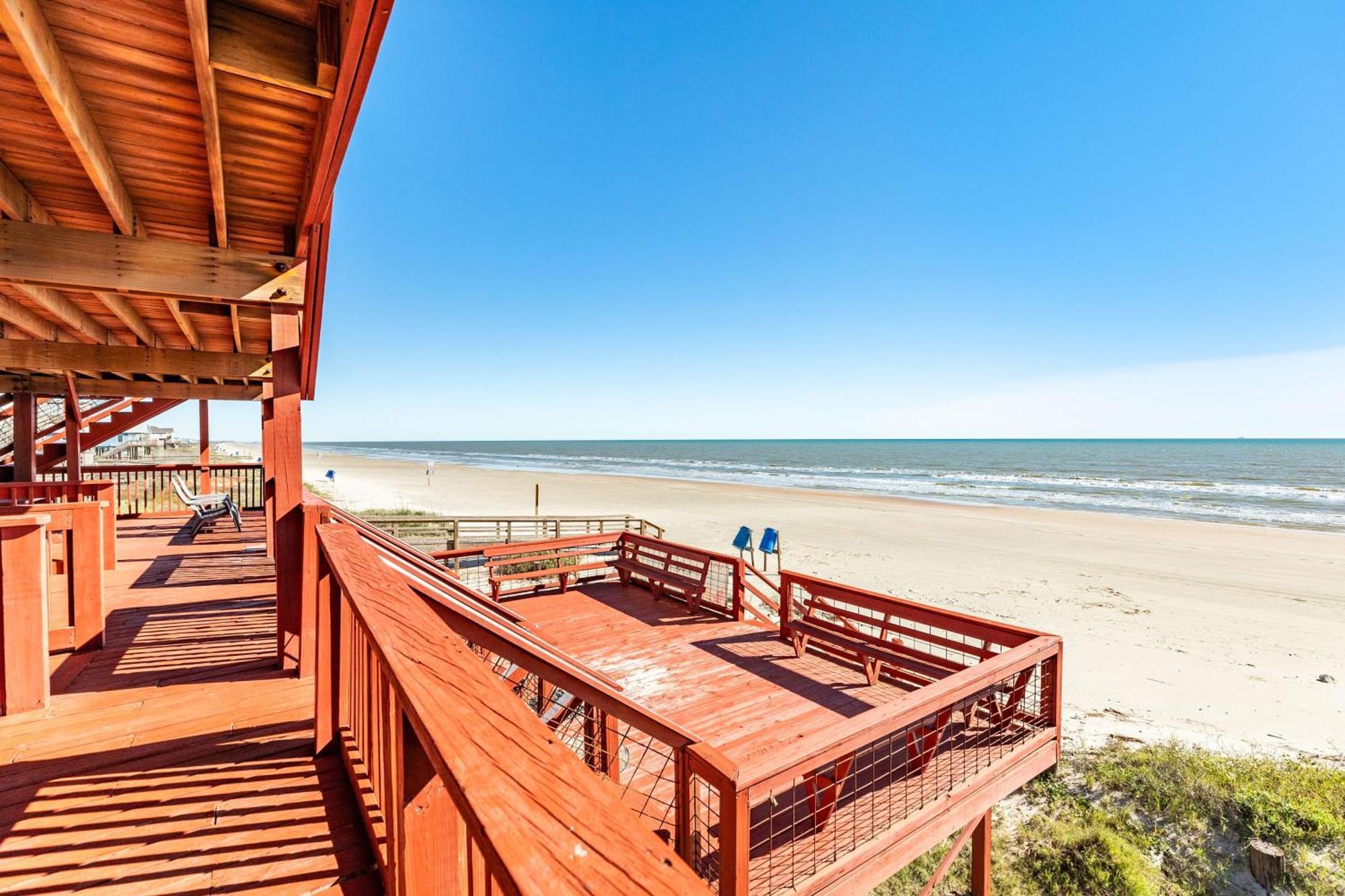 Vila Unobstructed Oceanfront Sea Turtle Unit 2 Beach Pad! Surfside Beach Exteriér fotografie