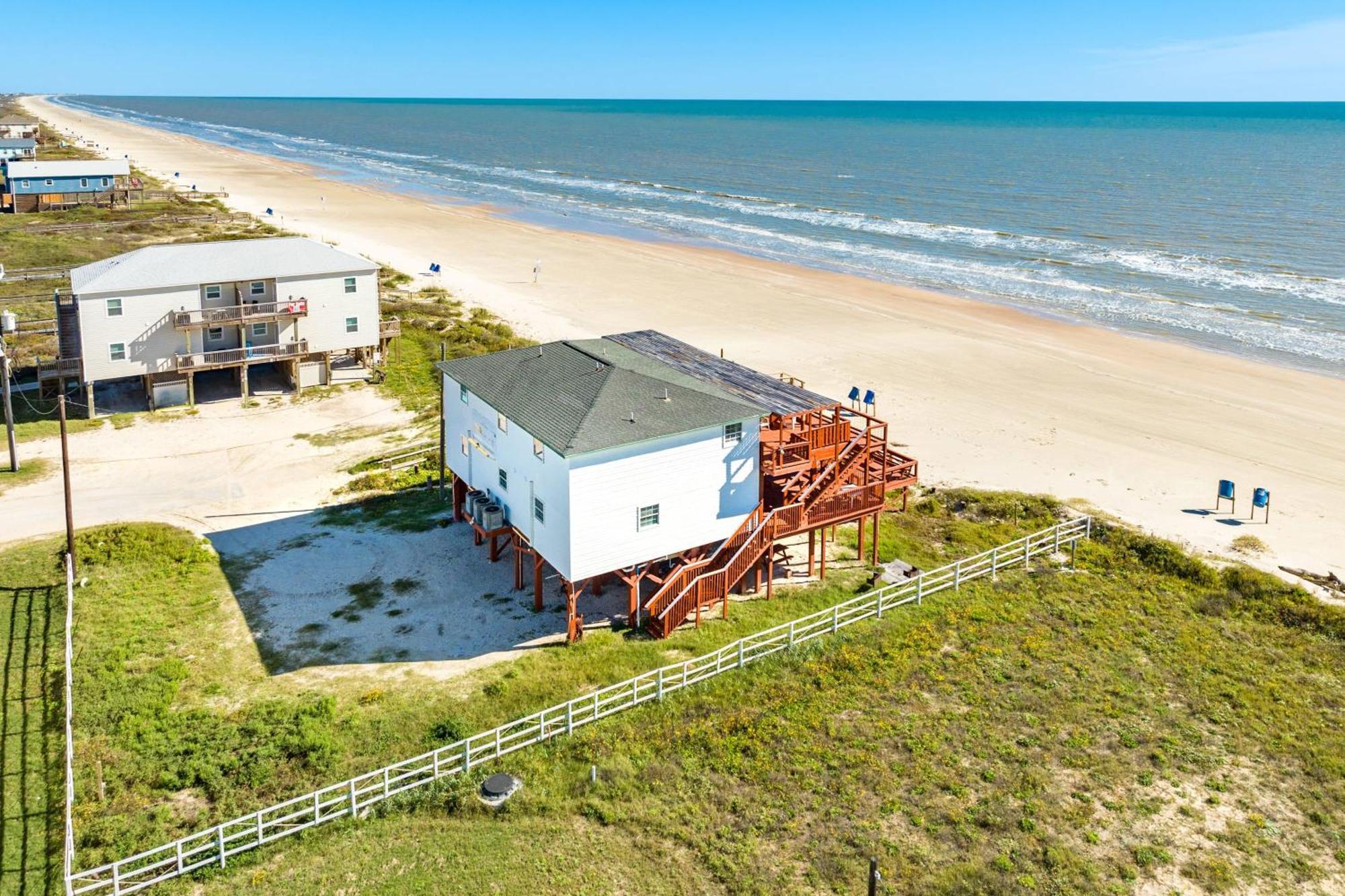 Vila Unobstructed Oceanfront Sea Turtle Unit 2 Beach Pad! Surfside Beach Exteriér fotografie